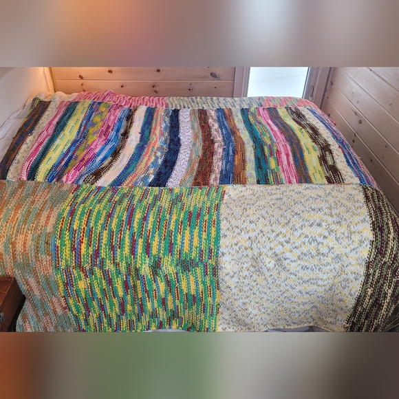SOLD - VINTAGE Handmade Chenille Knit XL Blanket, Weighted Blanket, Patchwork - Picture 14 of 16